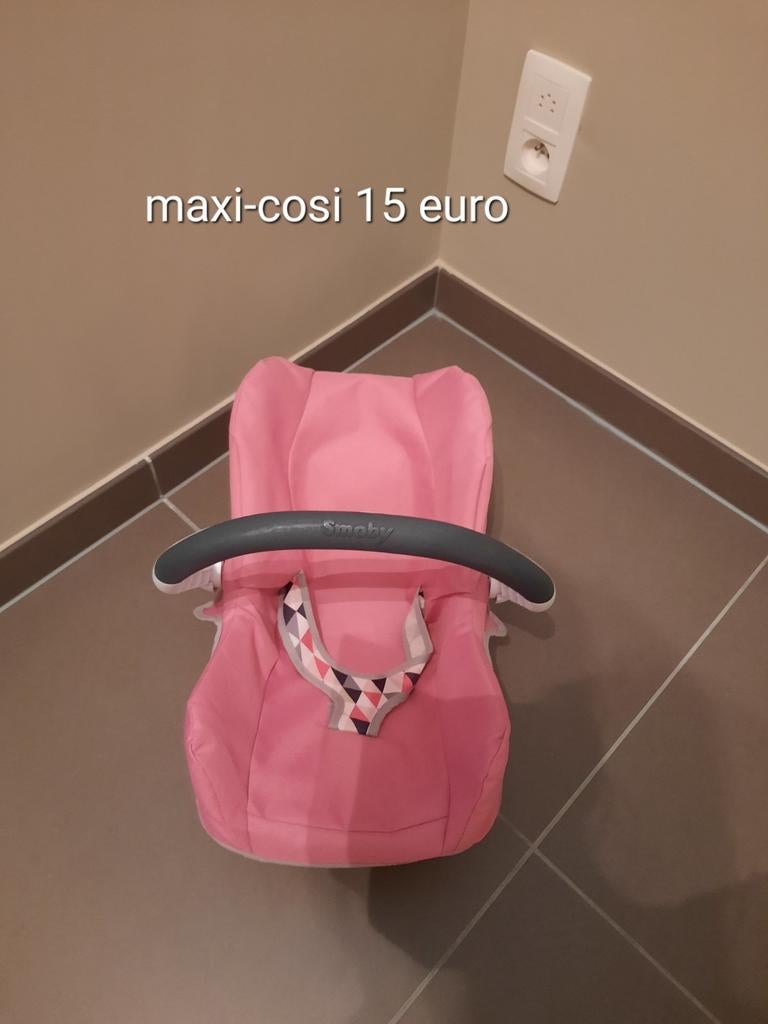 Maxi-cosi voor pop, Ophalen