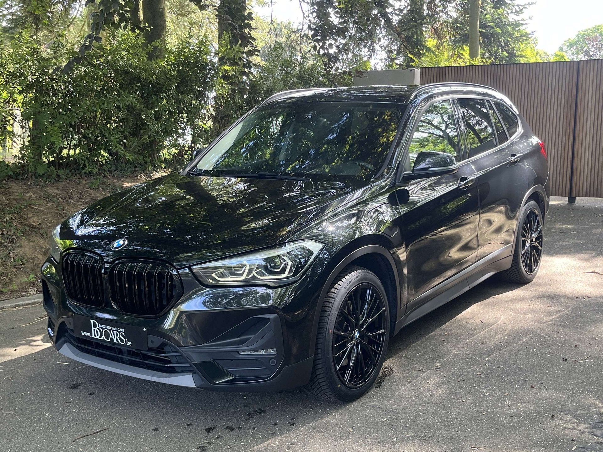 BMW X1 25e Led-Head Up-Prof-Verwarmd Leer-Cam-Carplay19", Gebruikt, Zwart, https://public.car-pass.be/vhr/9fd13977-549c-4991-b301-6a8f476325fa