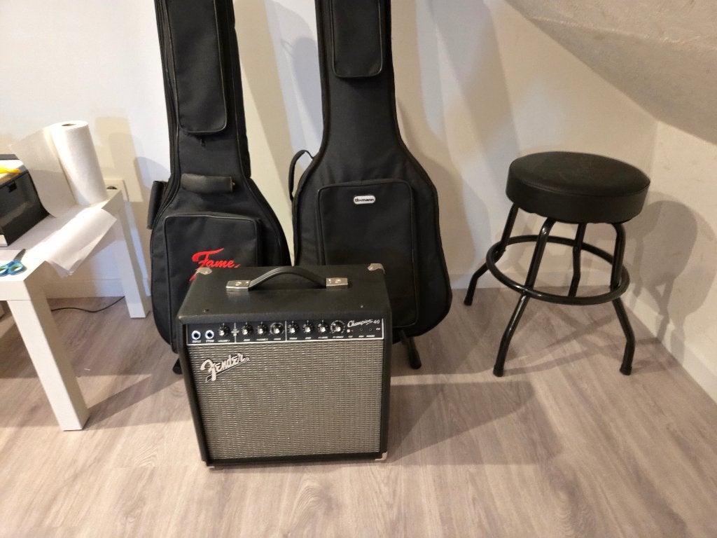 Linkse gitaren + versterker, Musique & Instruments, Instruments à corde | Guitares | Électriques, Comme neuf, Solid body, Autres marques