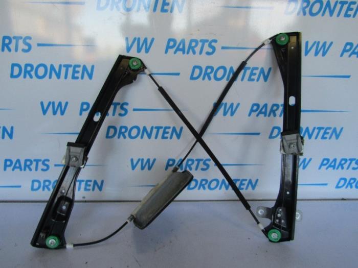 Mécanique vitre 4portes avant gauche d'un Volkswagen Jetta, Volkswagen, -, 3 mois de garantie, Utilisé