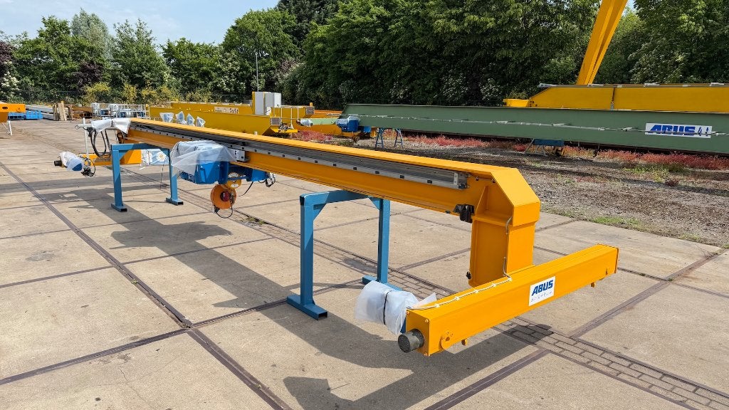 Rolbrug 8.635 mm / 5 ton / 2006 / Abus / i.g.st., Doe-het-zelf en Bouw, Ophalen, Gebruikt, Elektrisch