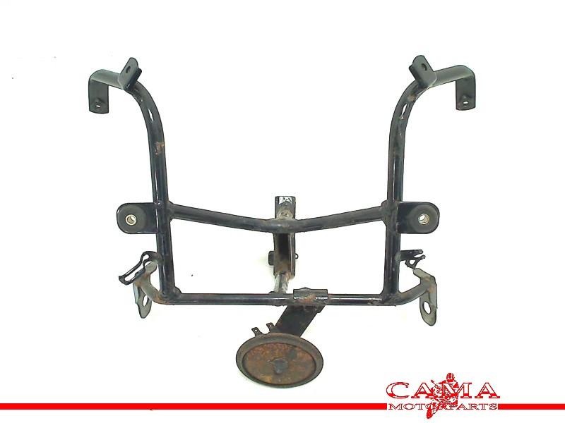 CARENAGE SUPPORT (UPPER) Suzuki, Dhr. S. di Majo, Utilisé, Info@cama-motorparts.nl, P.J. Troelstraweg 8 8
3144 CX  MAASSLUIS, NL