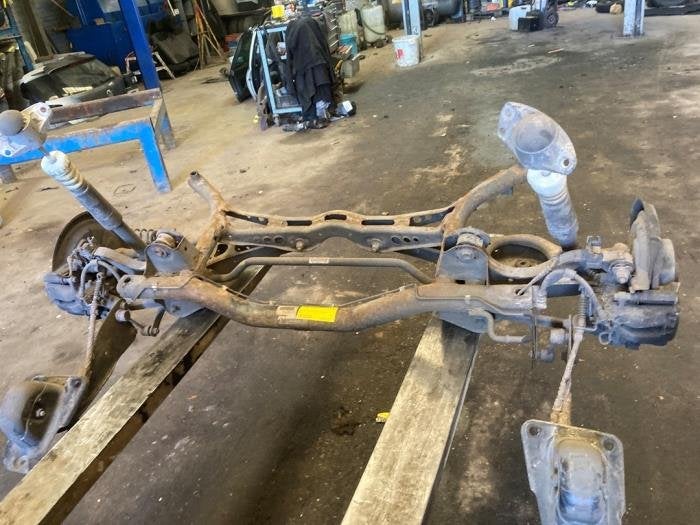 Arbre entraînement roue avant d'un Volkswagen Touran, Volkswagen, -, 3 mois de garantie, Utilisé