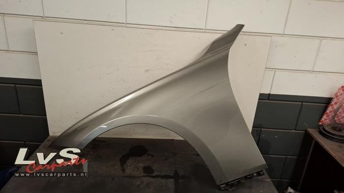 Scherm links-voor van een BMW 3-Serie (C08), Gebruikt, -, -, Ophalen of Verzenden