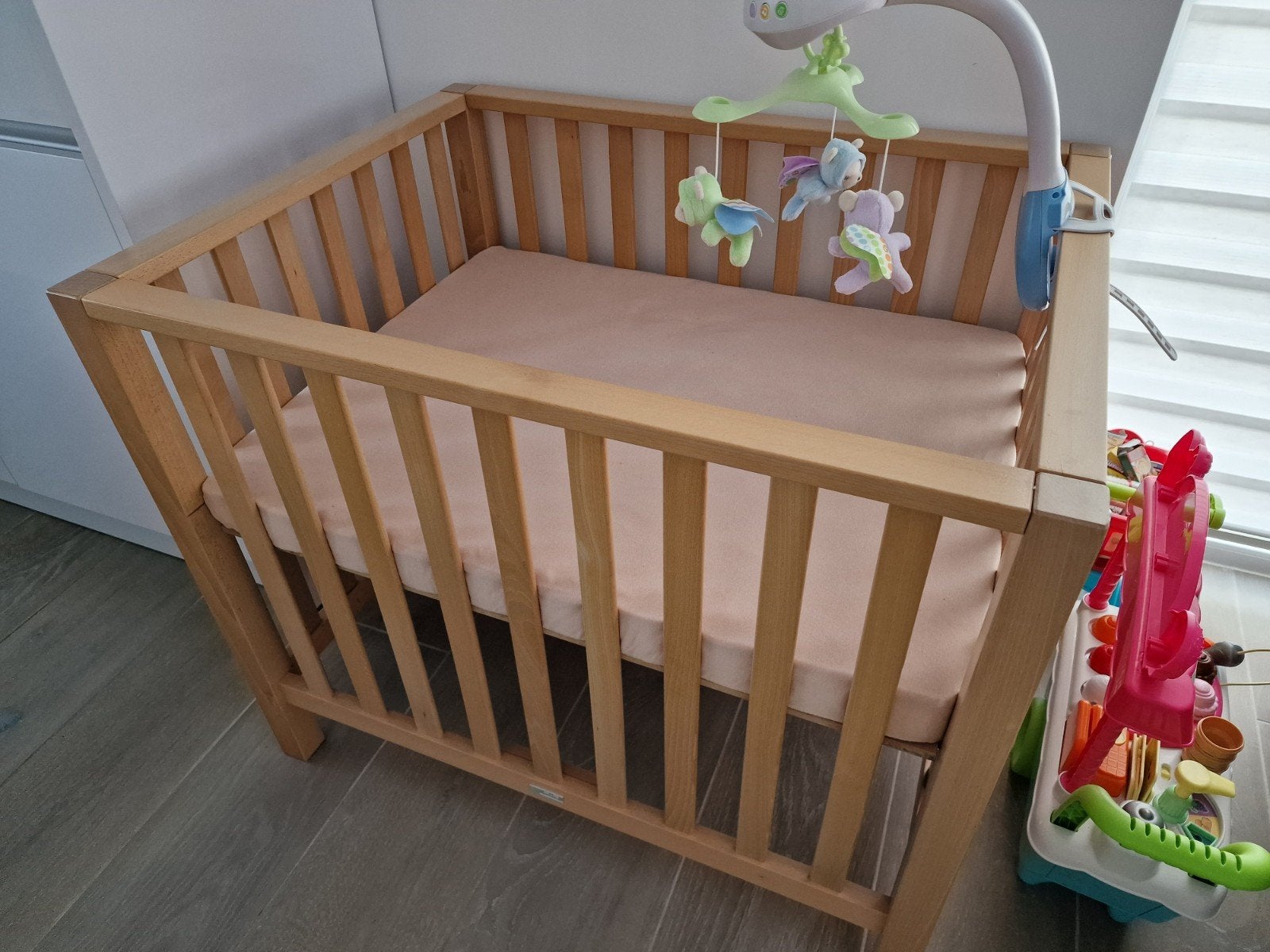 Massief babypark TWF onbeschadigd 100x80cm, Ophalen