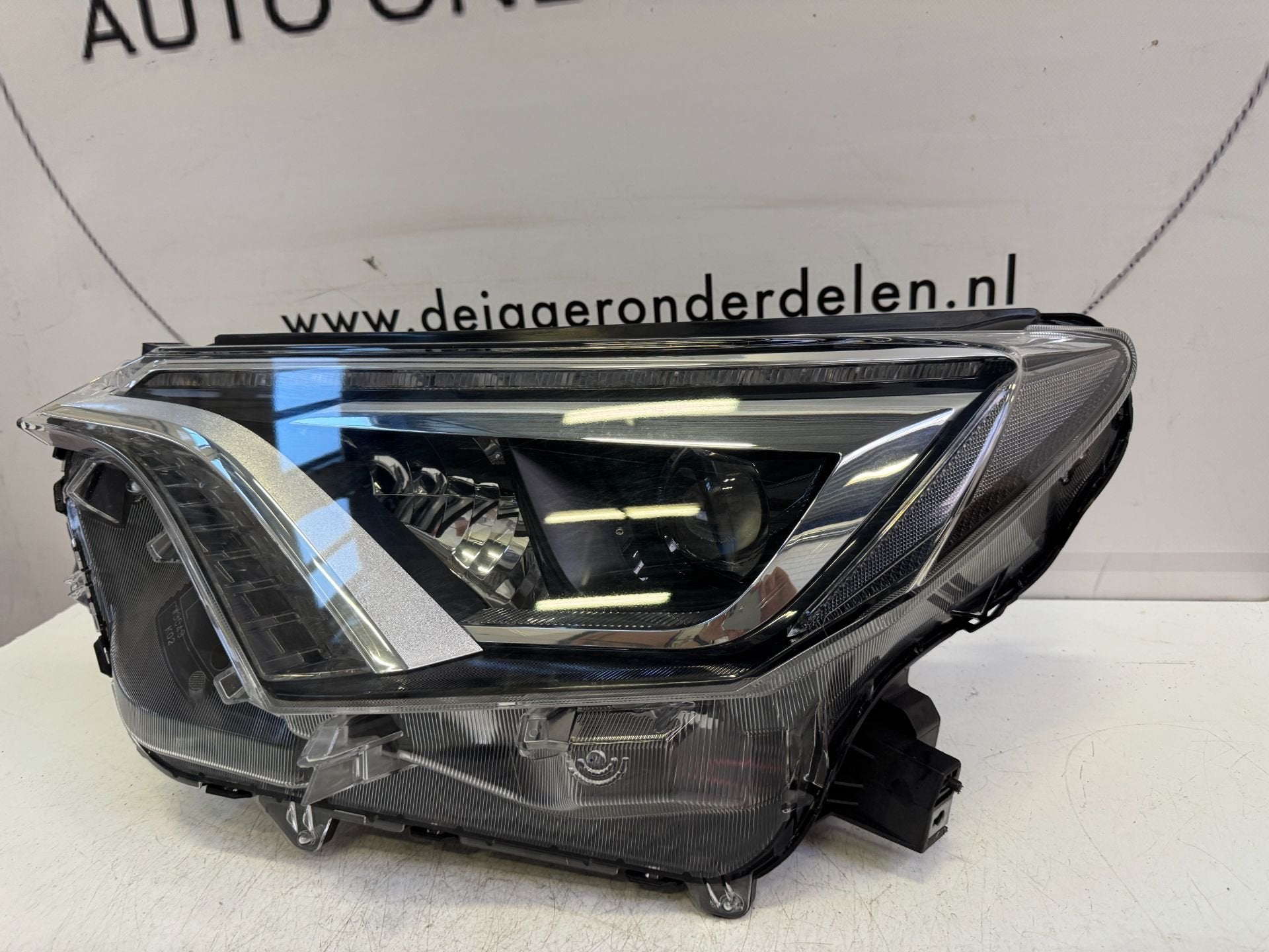 TOYOTA RAV 4 RAV4 V KOPLAMP LIENS 2018-, Autos : Pièces & Accessoires, Info@toyota.co.jp, Toyota Motor Corporation, Toyota-Cho 1
471-8571  Toyota City