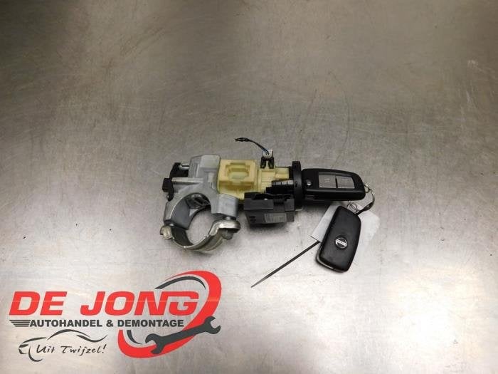 Serrure de contact + clé d'un Nissan Qashqai, -, 3 mois de garantie, Utilisé, -