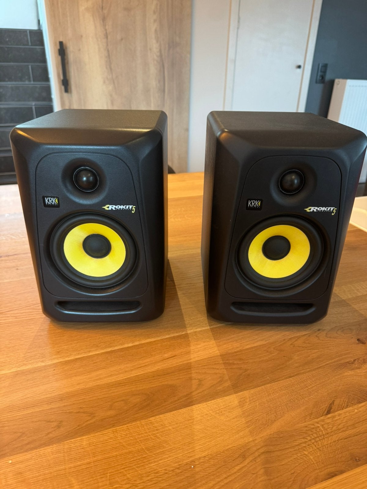 KRK Rokit 5 (paire + cablage), Enlèvement, Comme neuf, KRK