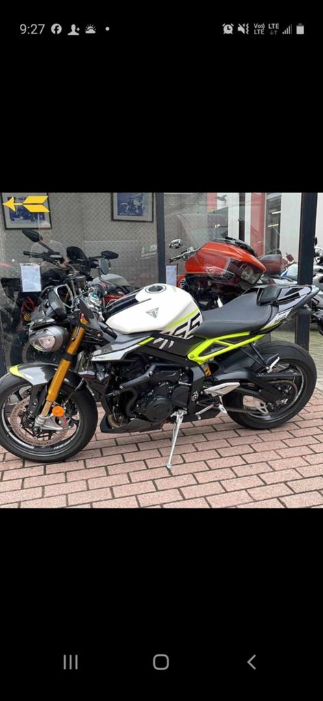 Triumph street triple rs edition moto 2