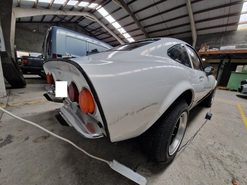 Opel GT 1.9 Automaat – Bouwjaar 1972 – Oldtimer, foto 5