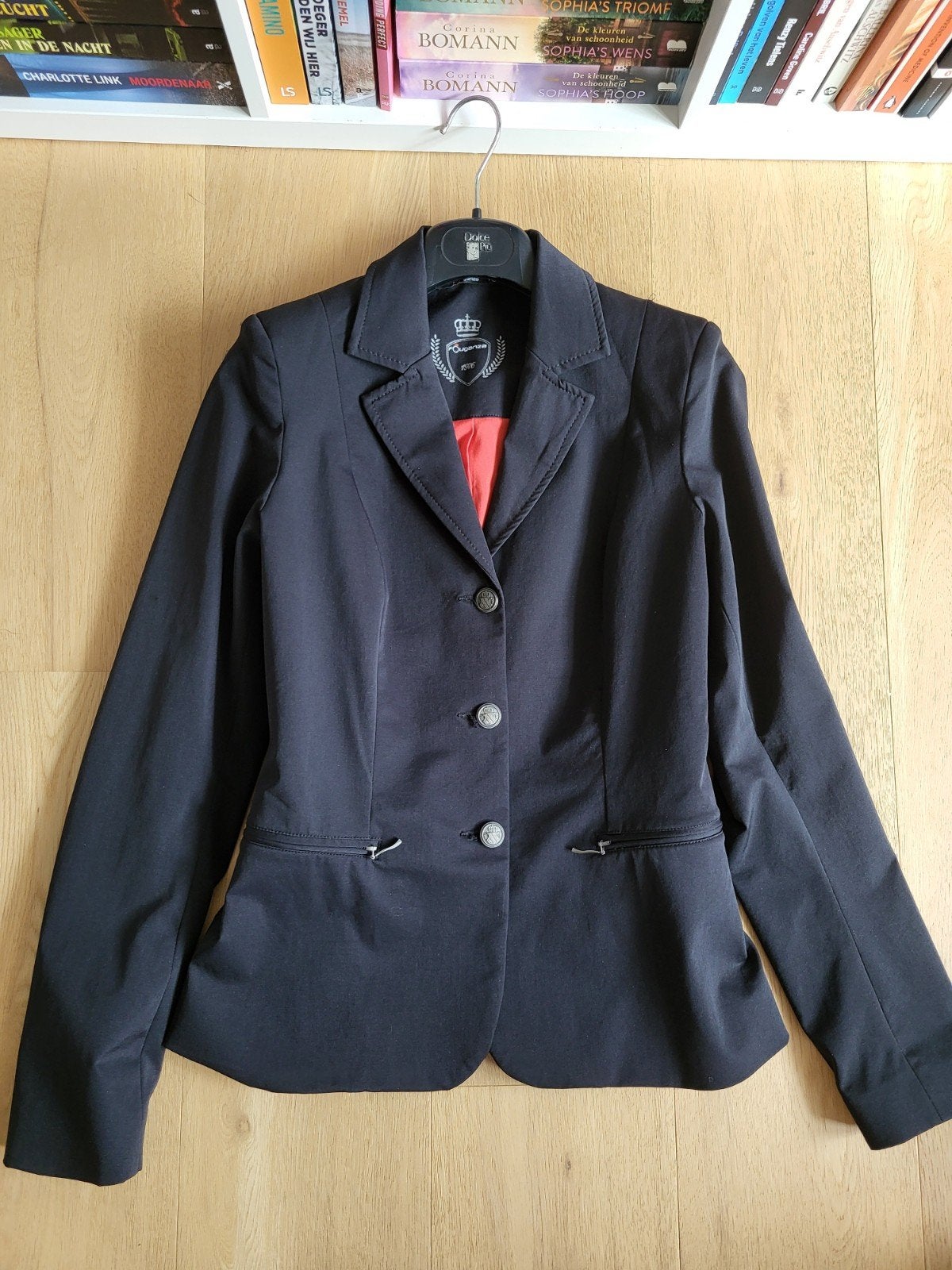 Wedstrijdjasje Fouganza maat M, Kleding | Dames, Maat 38/40 (M), Zwart, Nieuw, Ophalen of Verzenden