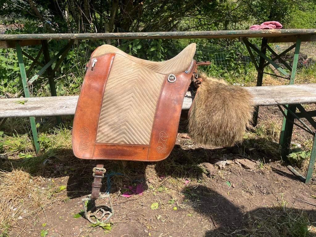 Selle portugaise, Animaux & Accessoires, Chevaux & Poneys | Selles, Enlèvement, Comme neuf, Dressage