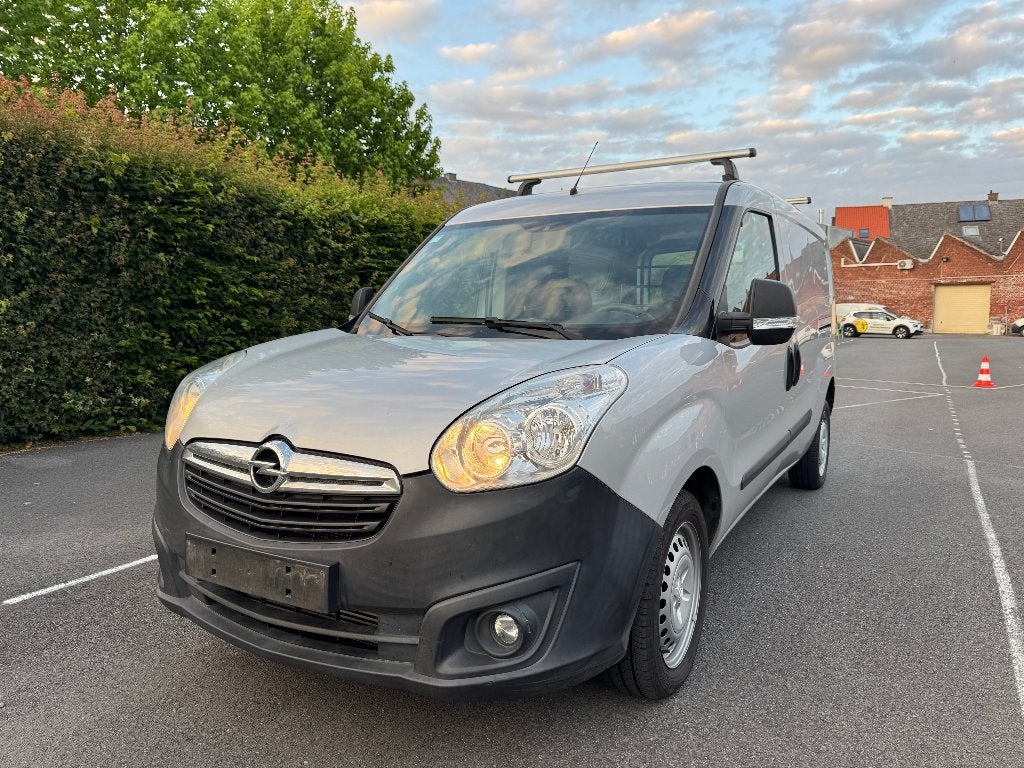 Opel Combo L2 Lange versie 1.4 Benzine Euro 6b – 110.000 km, Auto's, Bestelwagens en Lichte vracht, Voorwielaandrijving, Testrit aan huis