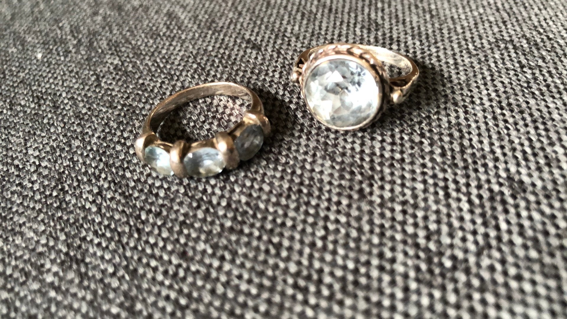 2 bagues argent pierres naturelles, Handtassen en Accessoires, Oorbellen, Ophalen of Verzenden, Zo goed als nieuw, Zilver, Zilver