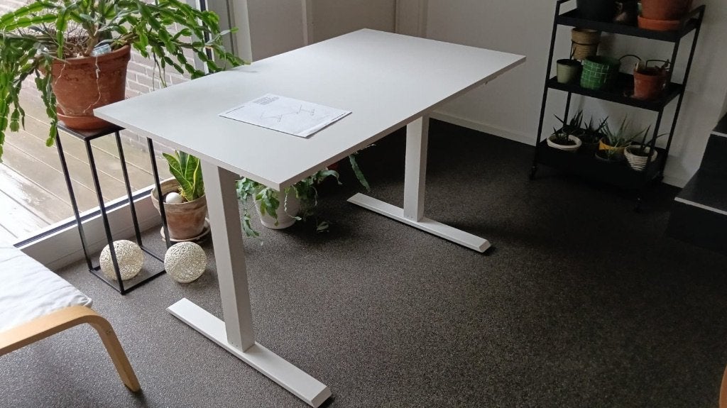 BUREAU, Maison & Meubles, Bureaux, Bureau d'ordinateur, 120 cm, Métal, Comme neuf
