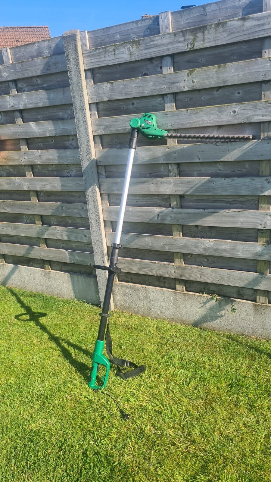 Elekrtische heggensnoeischaar, Tuin en Terras, Heggenscharen, Ophalen, Zo goed als nieuw