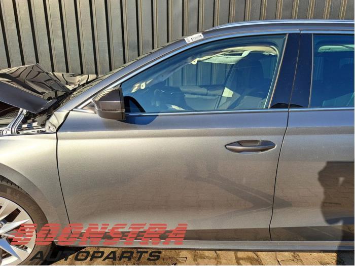 Portier 4Deurs links-voor van een Skoda Octavia (LF7C), Gebruikt, -, Deur, -
