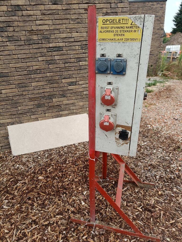 Werfkast voldoet aan keuringseisen, Enlèvement, Utilisé, Interrupteur