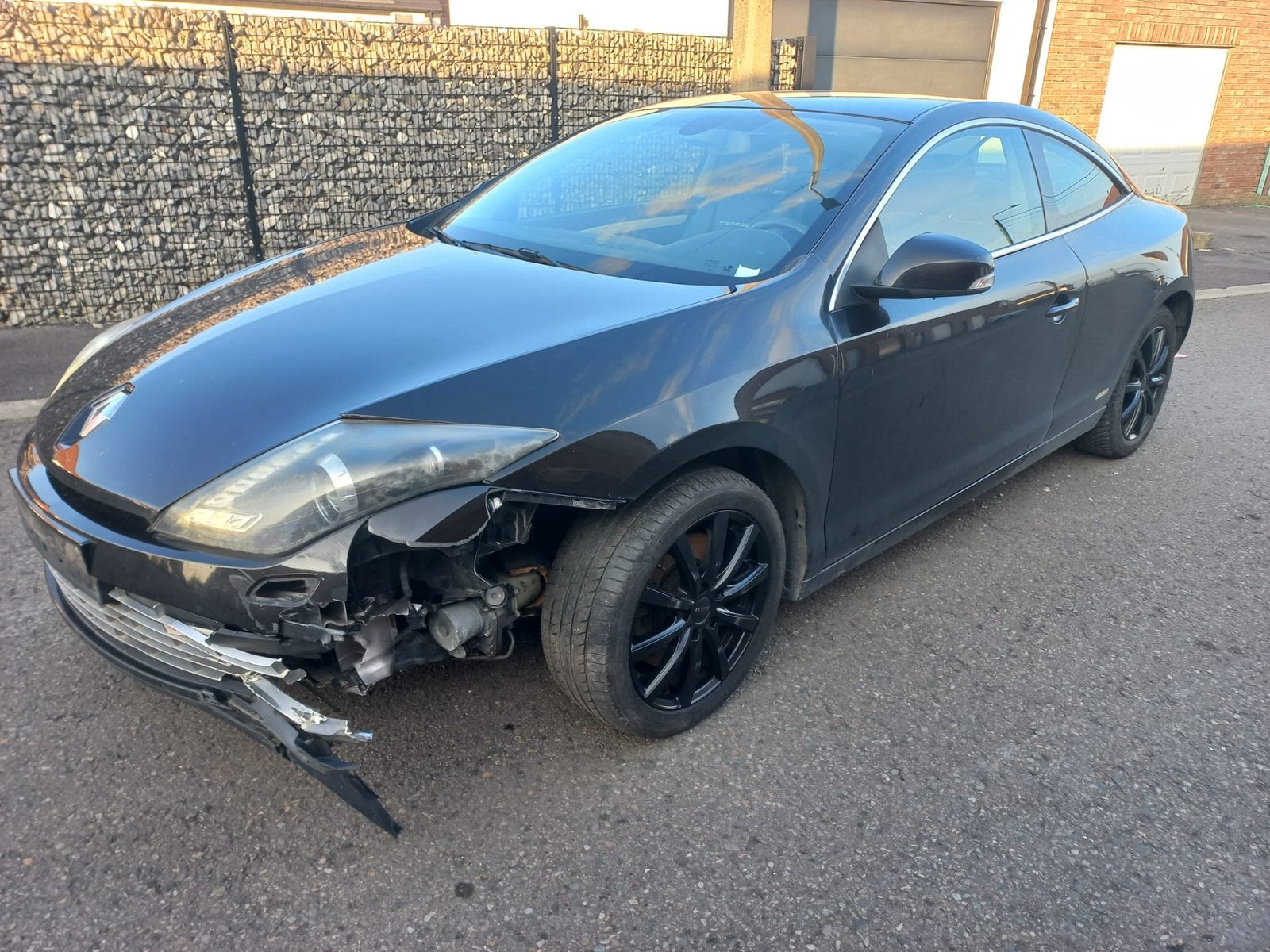 Renault laguna couper 2.0dci an 2013 cuir airco 179.000km, Autos, Renault, Cuir, Laguna, Achat, Particulier