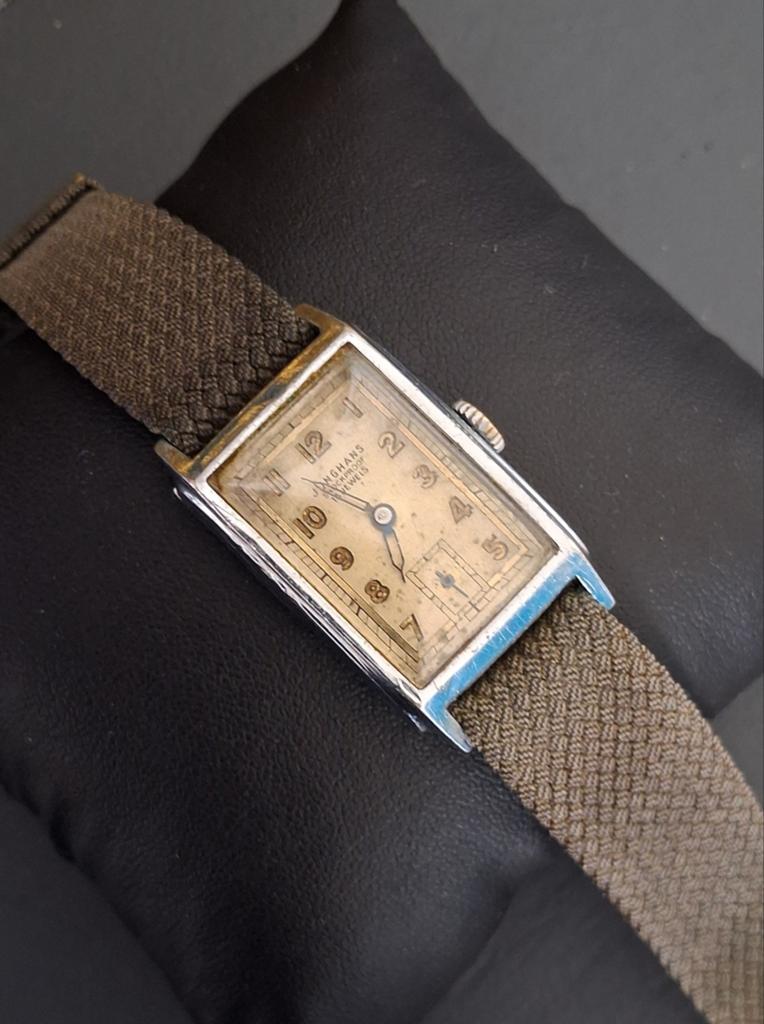 Zeldzaam vintage Junghans horloge type Char/Tank (jaren 40), Ophalen of Verzenden, Polshorloge, Overige merken, Met bandje
