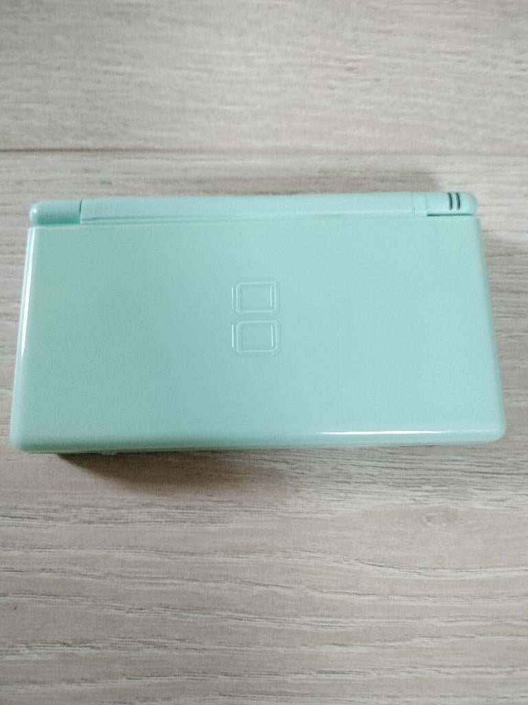 Nintendo DS Lite, Games en Spelcomputers, Spelcomputers | Nintendo DS, Ophalen of Verzenden, Gebruikt, Groen, DS Lite
