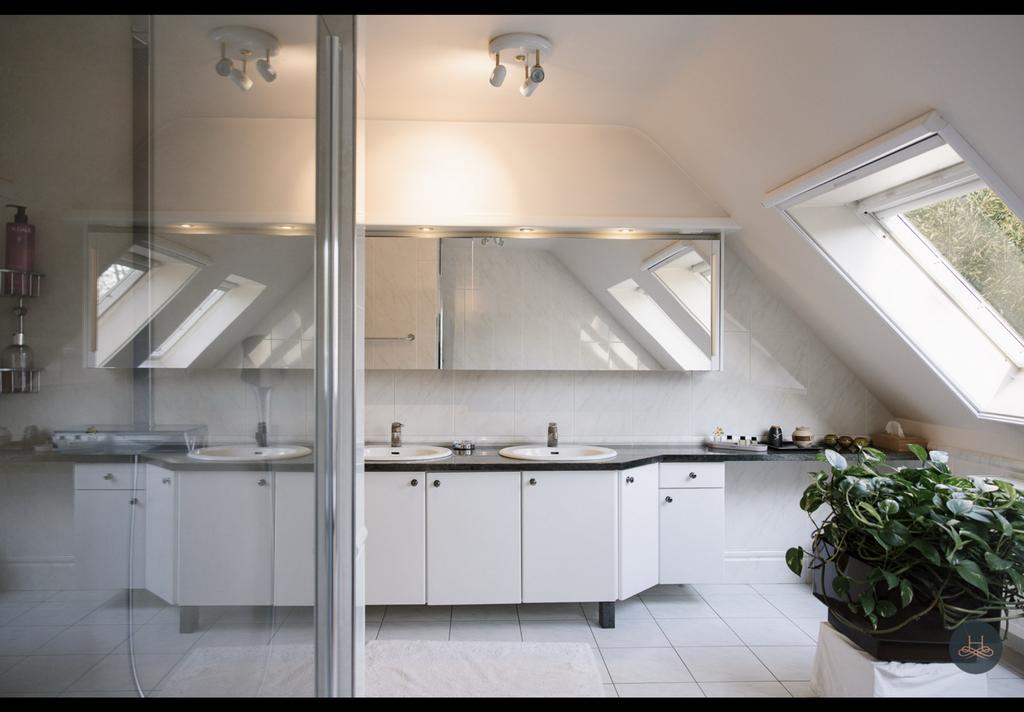 Badkamermeubel met spiegel, Huis en Inrichting, Badkamer | Badkamermeubels, Ophalen, Zo goed als nieuw