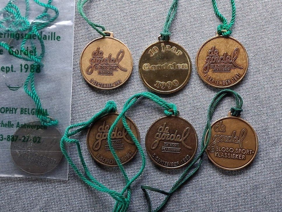Medailles De Gordel - jaren '80 en '90 - 7 stuks, Postzegels en Munten, Ophalen of Verzenden