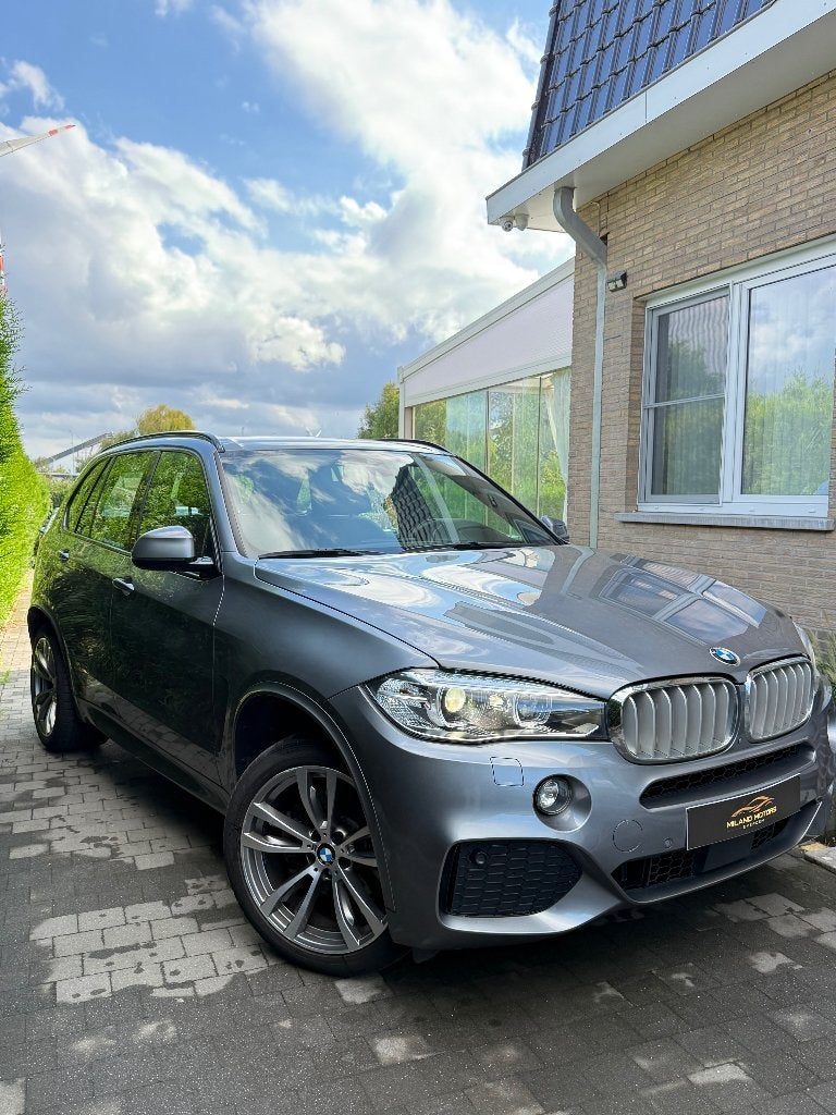 PACK BMW X5 40E M, Cuir, Argent ou Gris, Entreprise, Entretenue par le concessionnaire