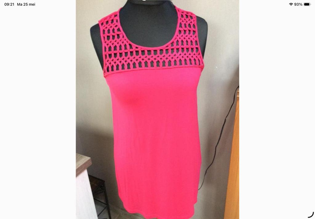 Nieuwe t shirt Maat M, Kleding | Dames, T-shirts, Ophalen of Verzenden, Zo goed als nieuw, Maat 38/40 (M)