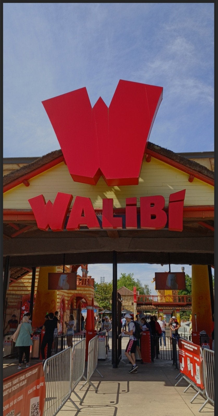 billet walibi valable jusque janvier 2027  .2 personnes