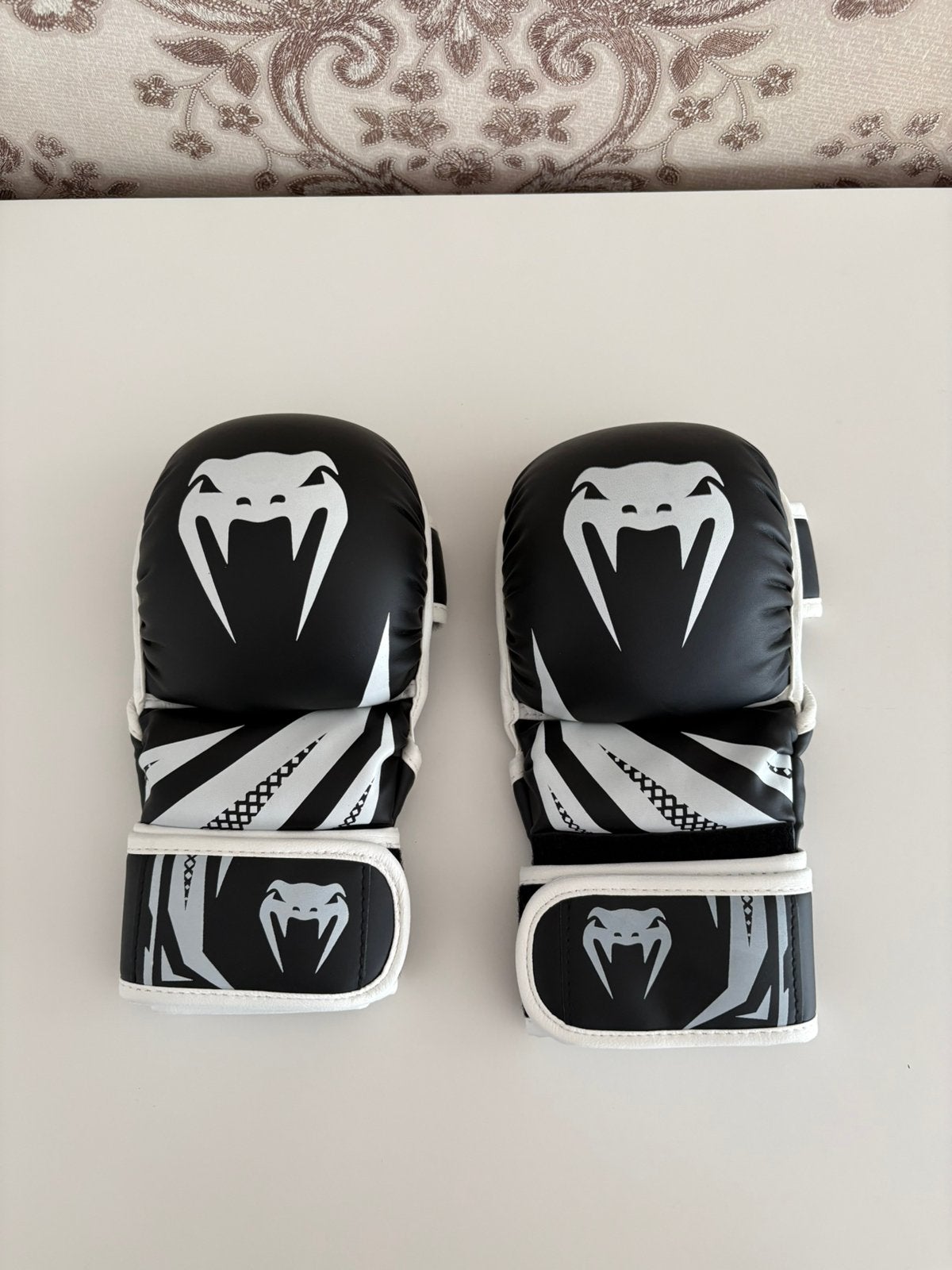 Gants Mma Venum, Enlèvement, Comme neuf