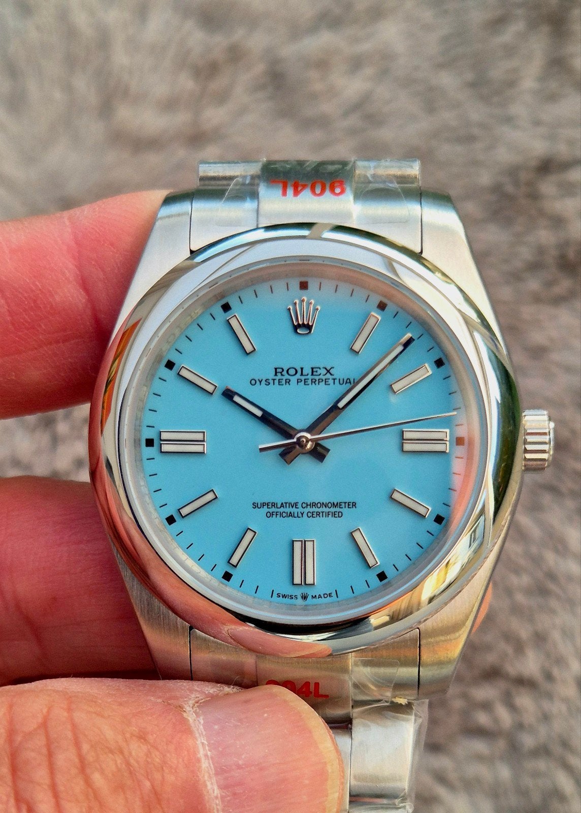 Tiffany horloge, Ophalen