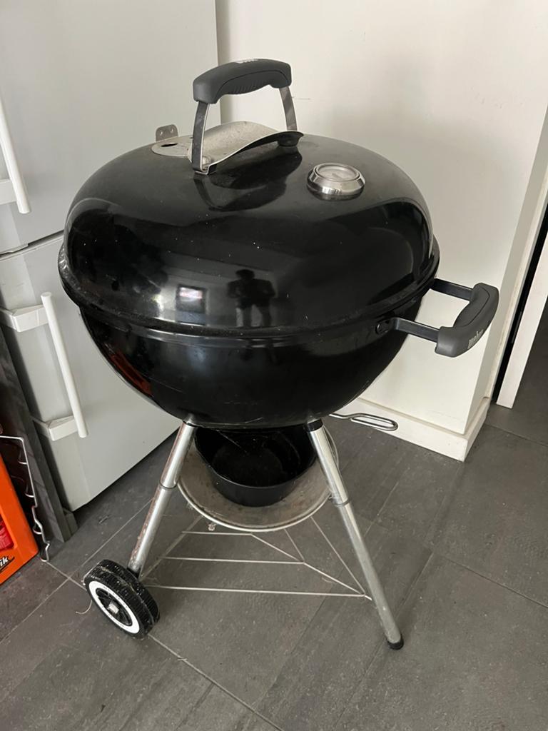 Weber bbq te koop, Jardin & Terrasse, Barbecues au charbon de bois, Enlèvement, Comme neuf