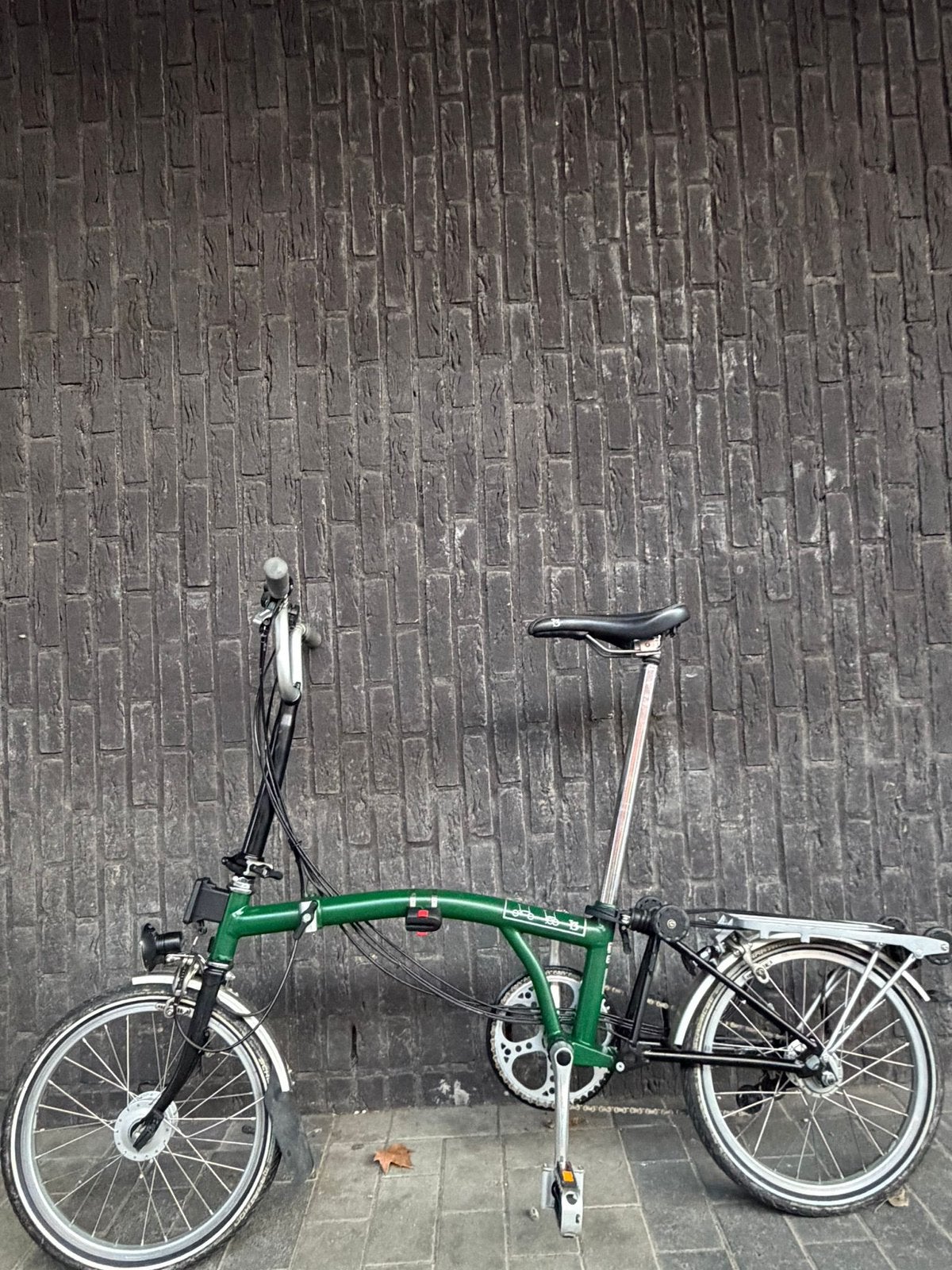 Brompton M6R vert anglais 6 vitesses éclairage dynamo, Vitesses, Frein sur jante, Brompton, Comme neuf