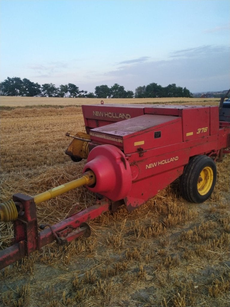 Petite presse New Holland, Articles professionnels, Enlèvement