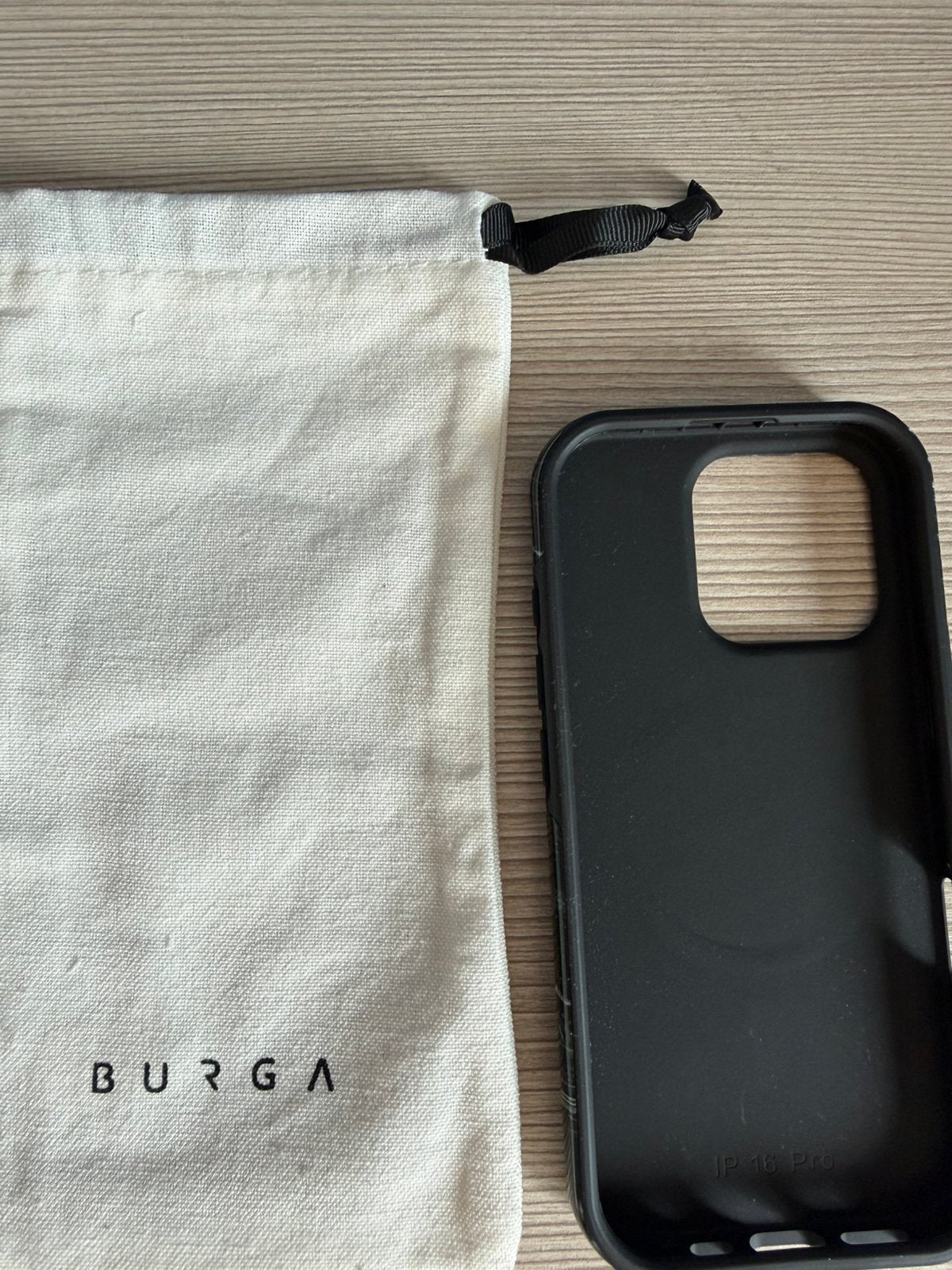 Burga hoesje, Enlèvement ou Envoi, Comme neuf, Burga, IPhone 16