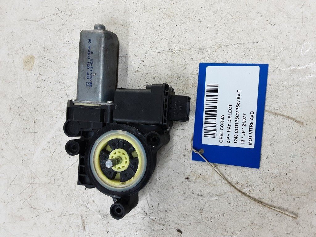 MOTEUR LEVE VITRE ELECTRIQUE AVANT DROIT Opel Corsa D, Opel, Opel Automobile GmbH, Utilisé, Avant