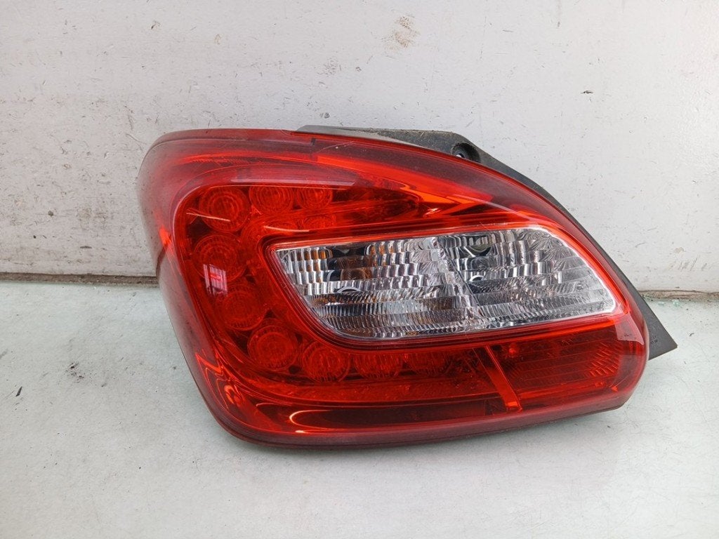 ACHTERLICHT LINKS Mitsubishi Space Star (A0) (|8330B021|), Gebruikt, Info@mitsubishi-motors.de, MITSUBISHI, Mitsubishi