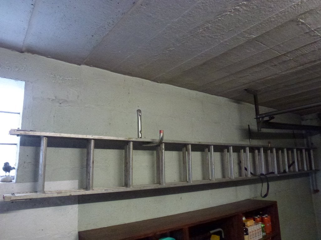 Dubbele ladder, 2 x 14 treden, aluminium., Doe-het-zelf en Bouw, Ladders en Trappen, Ophalen, Gebruikt, Opvouwbaar of Inschuifbaar