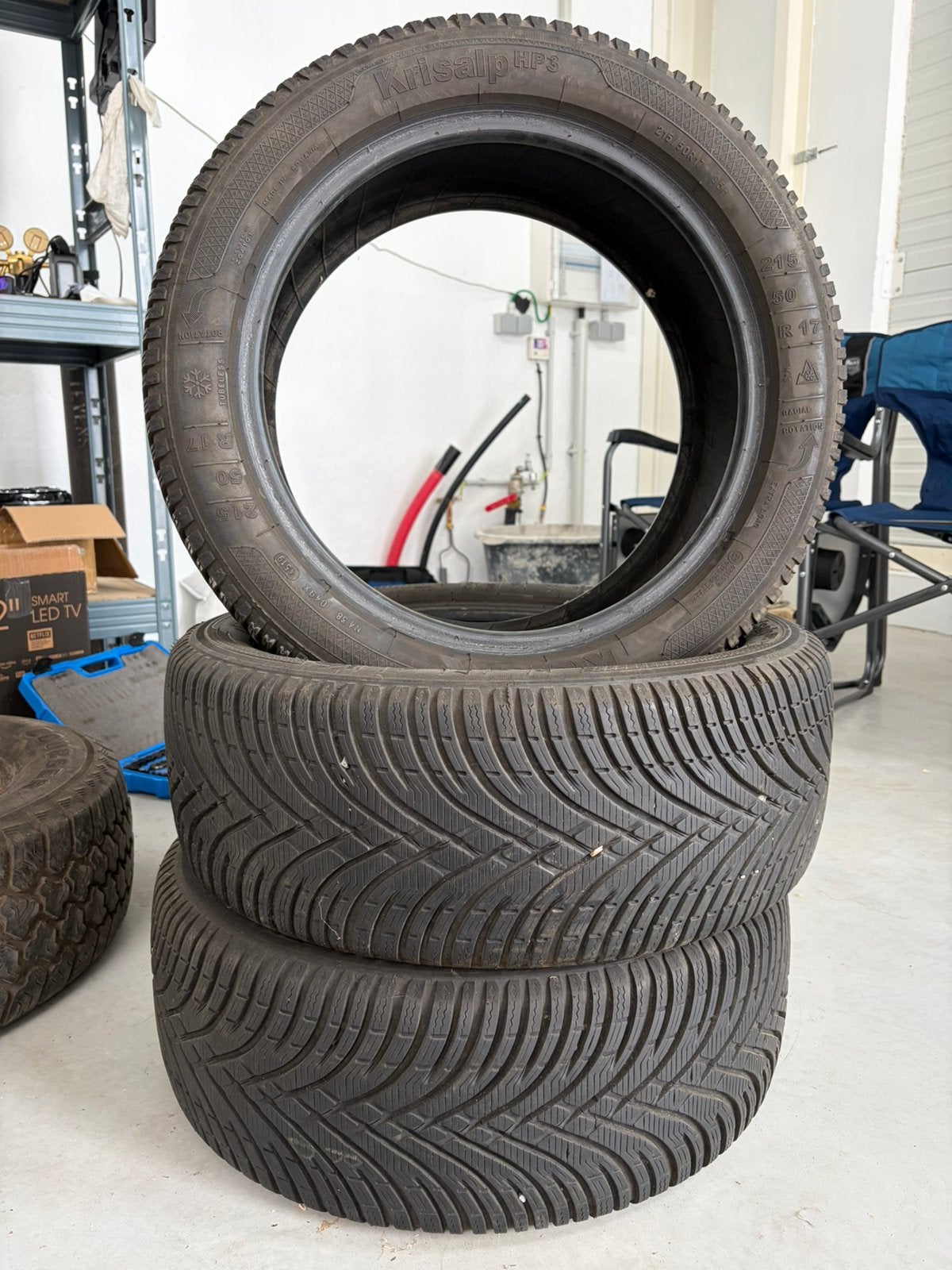 Winterbanden Kleber Krisalp HP3 215/50R17, Auto-onderdelen, Banden en Velgen, Ophalen, 17 inch, Winterbanden, Band(en)