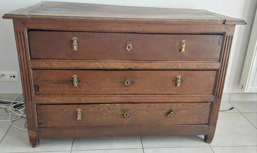 Antieke commode met schuiven, Antiek en Kunst, Antiek | Meubels | Kasten, Ophalen