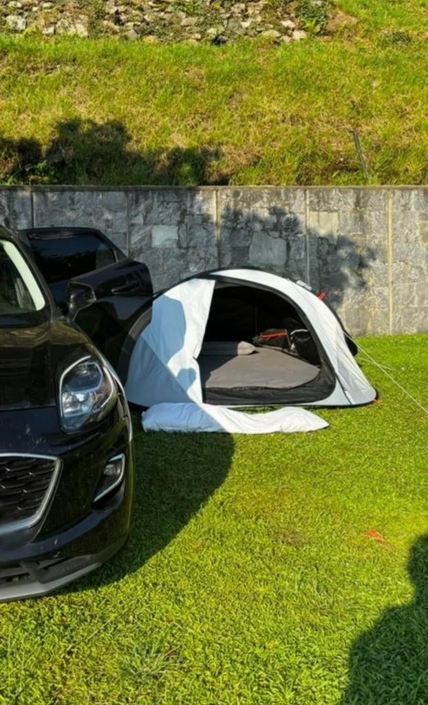 Quechua 2 Seconds Fresh & Black werptent, Caravans en Kamperen, Tenten, Ophalen, Zo goed als nieuw