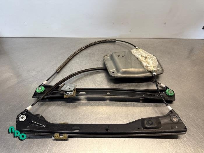 Mécanique vitre 2portes avant droite d'un Volkswagen Golf (, Volkswagen, -, 3 mois de garantie, Utilisé