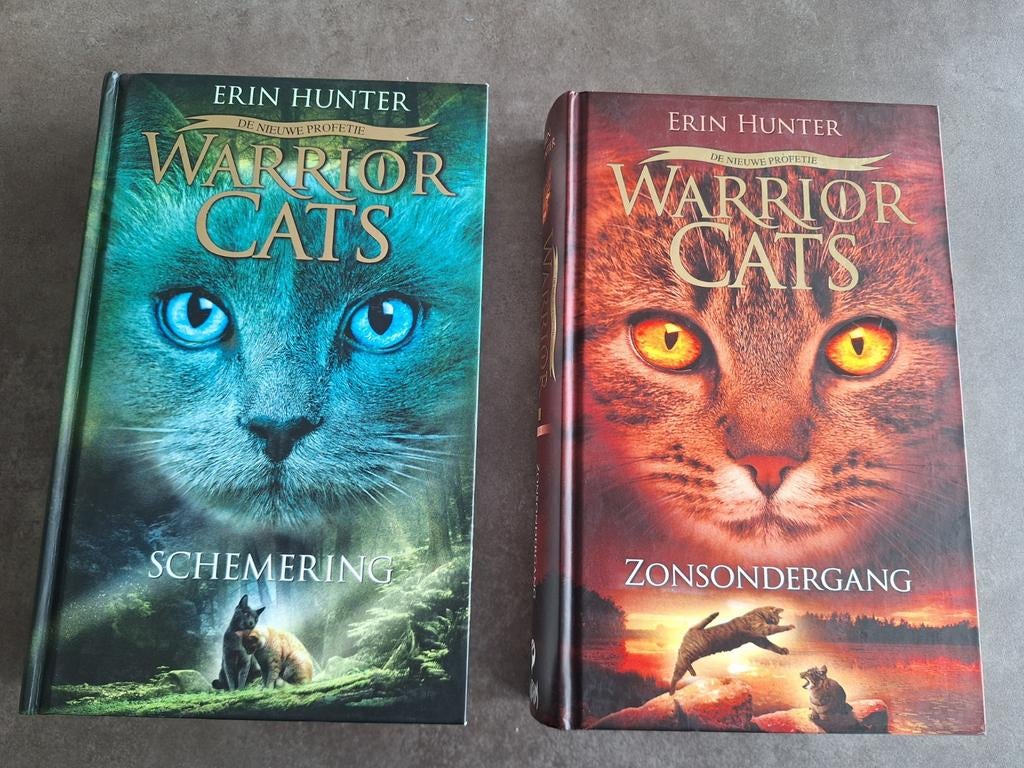 Erin Hunter - Zonsondergang en schemering warrior cats, Enlèvement ou Envoi, Erin Hunter
