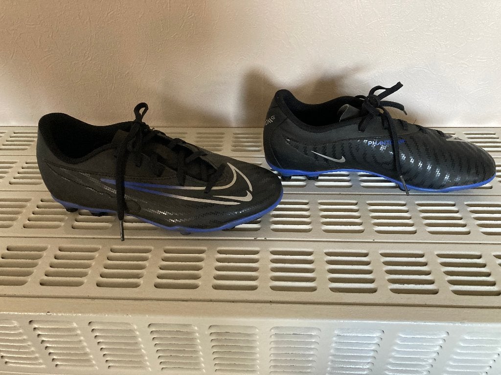Zwarte schoenen met noppen, Phantom, maat 37.5, Sportschoenen, Ophalen of Verzenden, Zo goed als nieuw, Phantom
