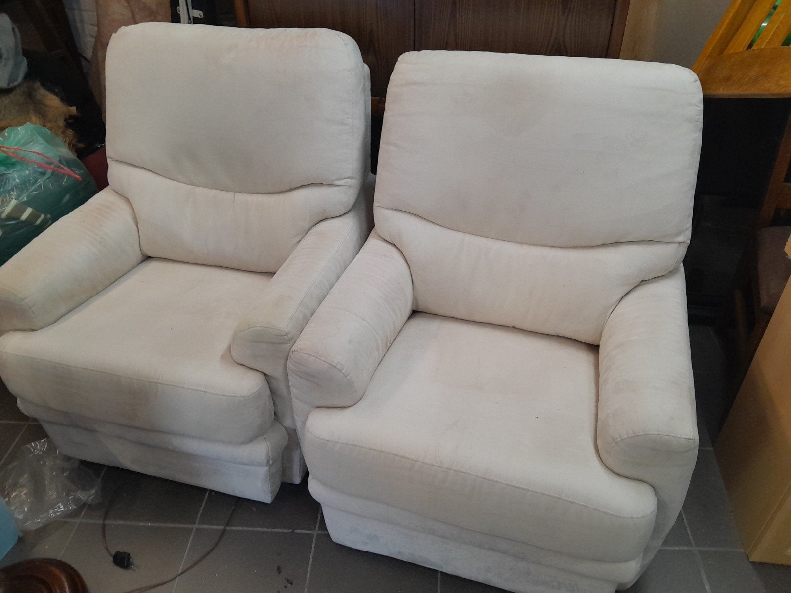 Fauteuils, Enlèvement