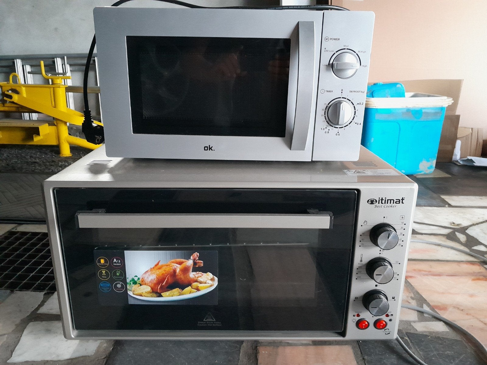 Elektrische oven en microgolf, Electroménager, Fours, Enlèvement, Utilisé, Autoportant, Four à chaleur tournante