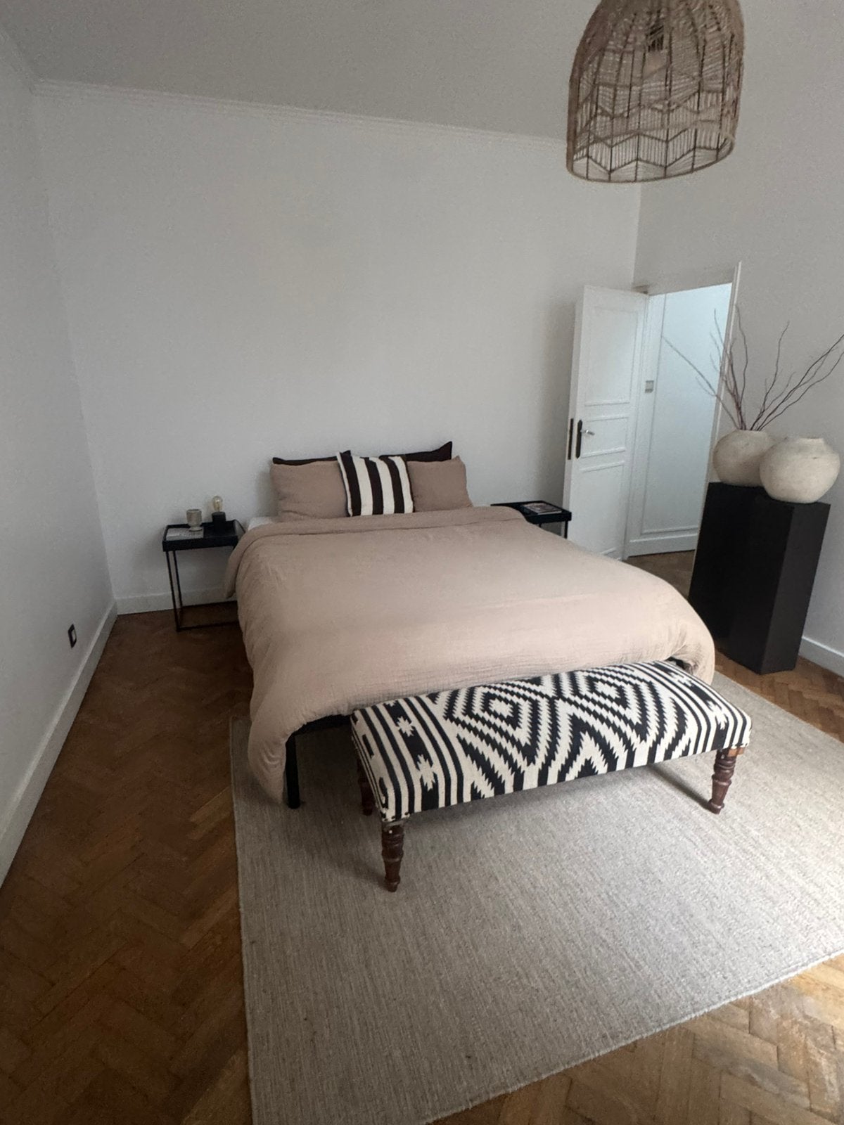 Pouf Zebra, Enlèvement