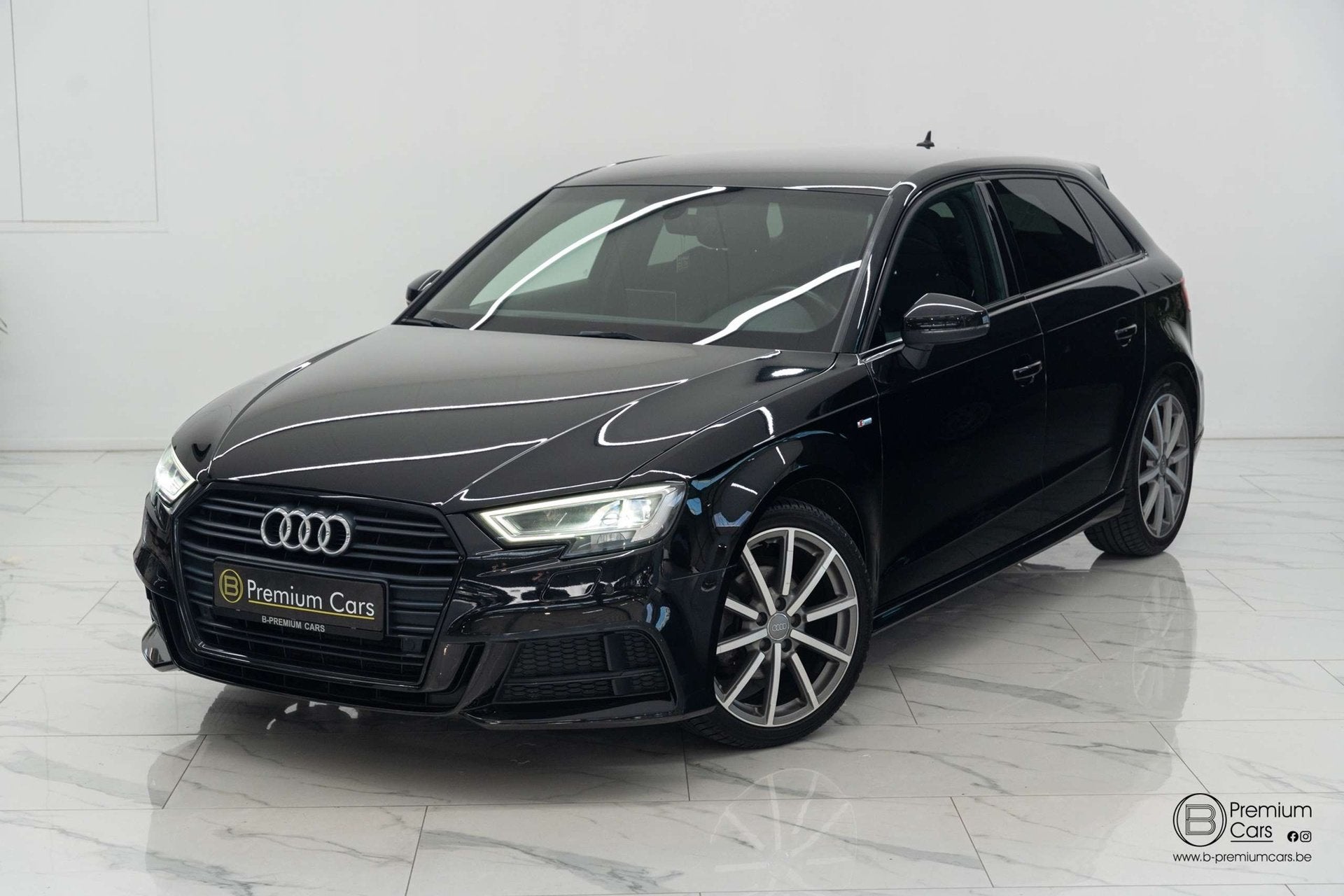 Audi A3 Sportback S-Line! 1.5 TFSI 150 PK! Black pack!, Autos, Achat, Entreprise, Boîte manuelle, Noir
