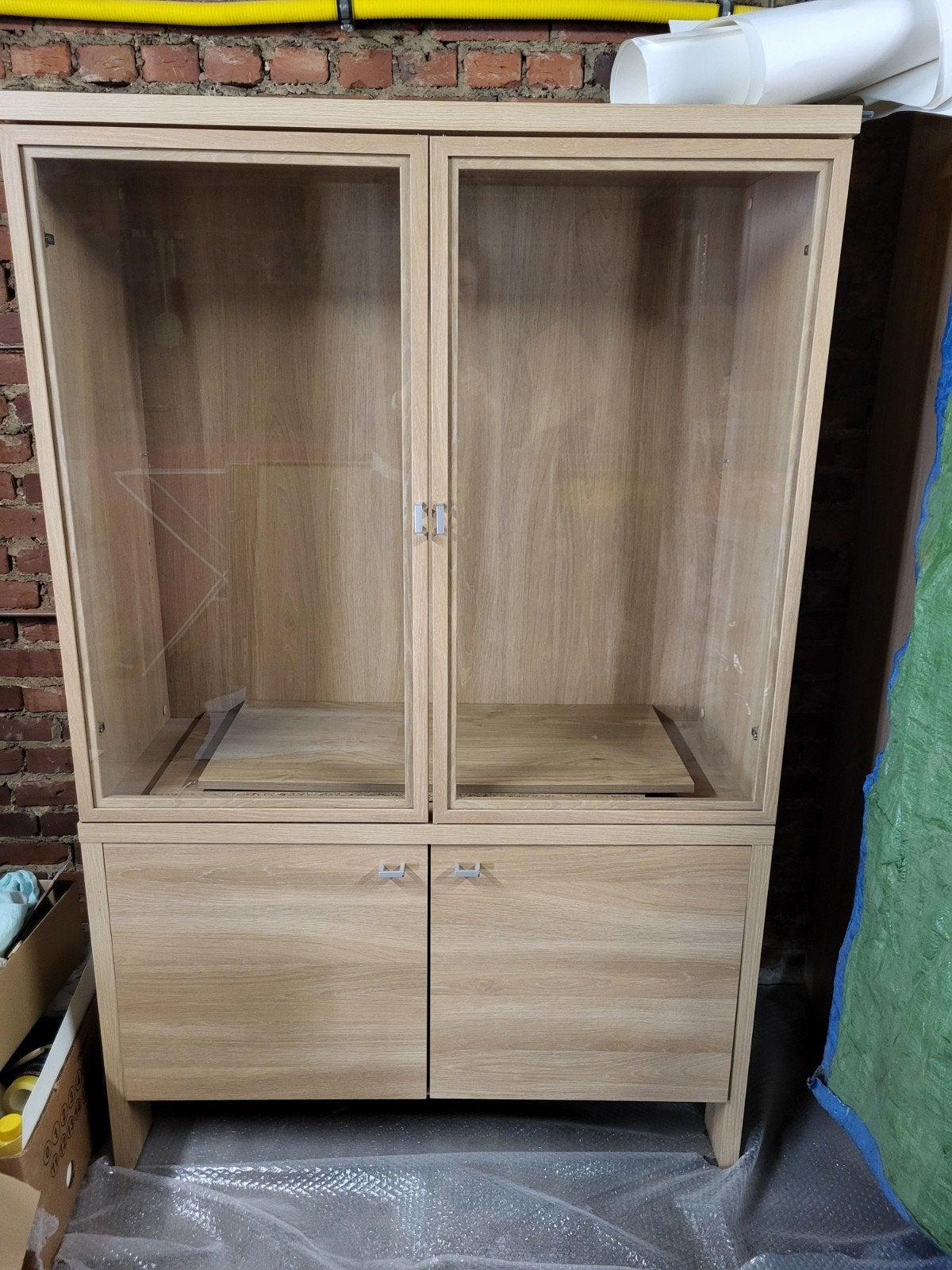 Vitrine en parfait état, Enlèvement
